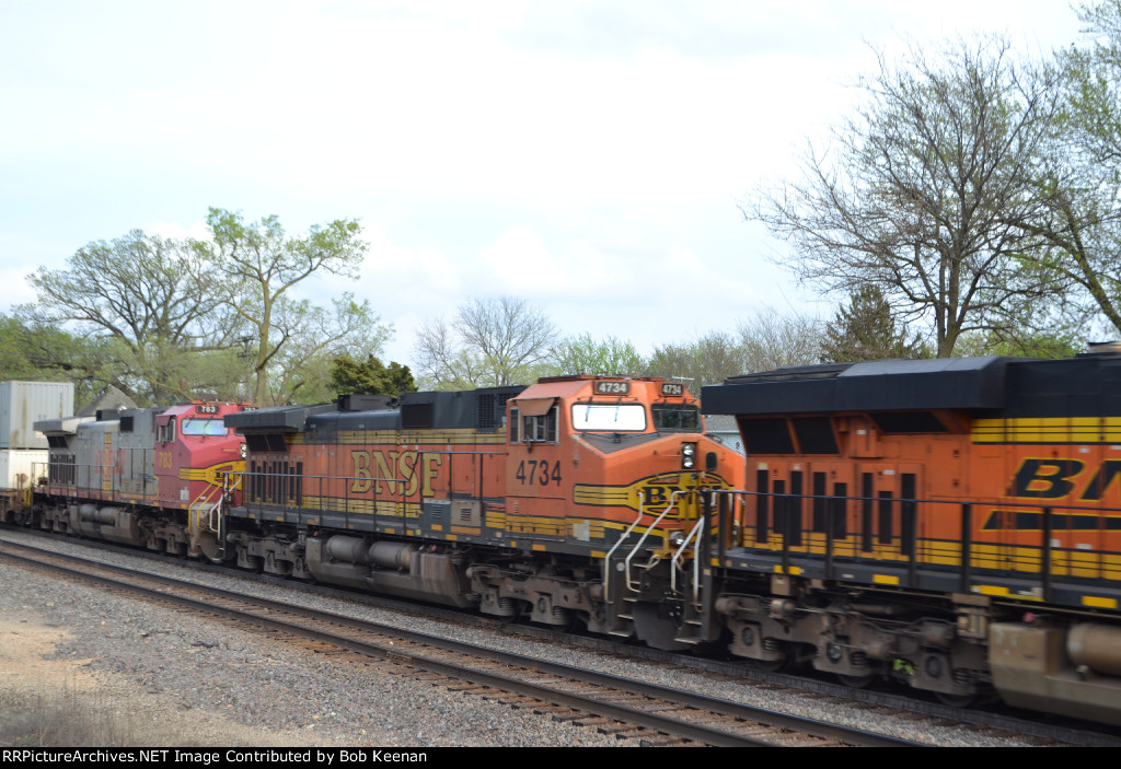 BNSF 4734